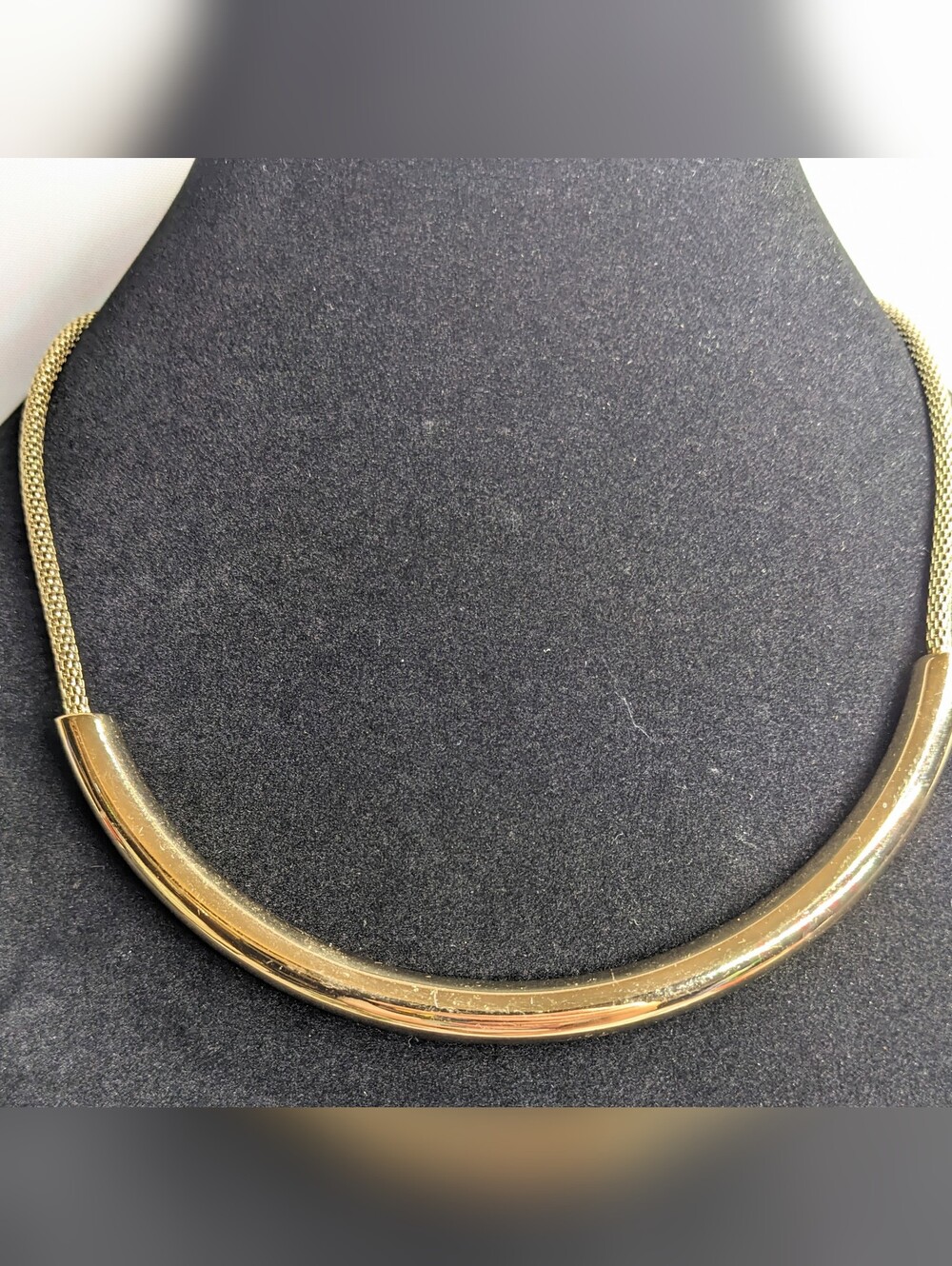Express Gold-tone Curved Bar Necklace, Mesh Chain, Adjustable